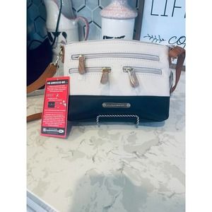 New Stone Mountain 4-In-1 Genuine Leather Charging Handbag